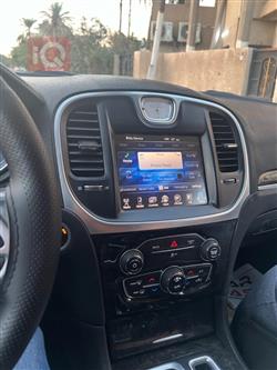 کرایسلەر 300